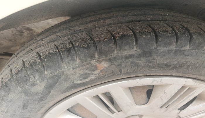 2012 Hyundai Santro Xing GLS, Petrol, Manual, 24,609 km, tyre