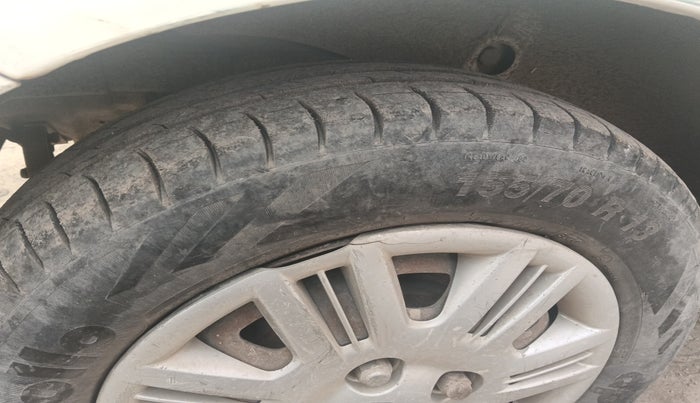 2012 Hyundai Santro Xing GLS, Petrol, Manual, 24,609 km, tyre