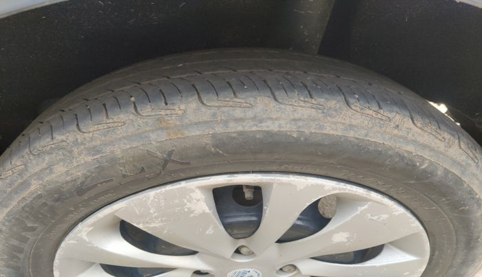 2017 Maruti Baleno DELTA CVT PETROL 1.2, Petrol, Automatic, 85,974 km, tyre