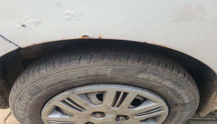 2012 Hyundai Santro Xing GL PLUS, Petrol, Manual, 1,37,210 km, tyre