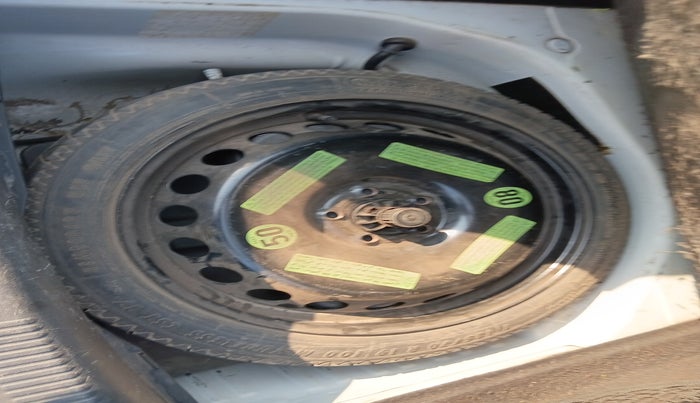 2012 Audi A4 2.0 TDI S LINE, Diesel, Automatic, 1,16,052 km, tyre