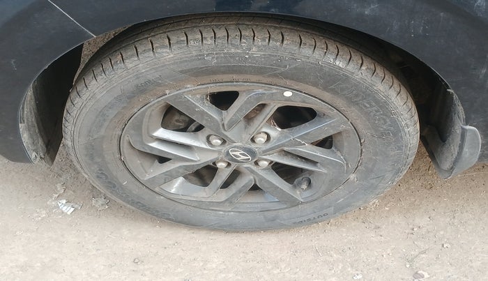 2020 Hyundai GRAND I10 NIOS SPORTZ 1.2 KAPPA VTVT, Petrol, Manual, 32,205 km, tyre