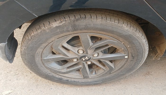 2020 Hyundai GRAND I10 NIOS SPORTZ 1.2 KAPPA VTVT, Petrol, Manual, 32,205 km, tyre