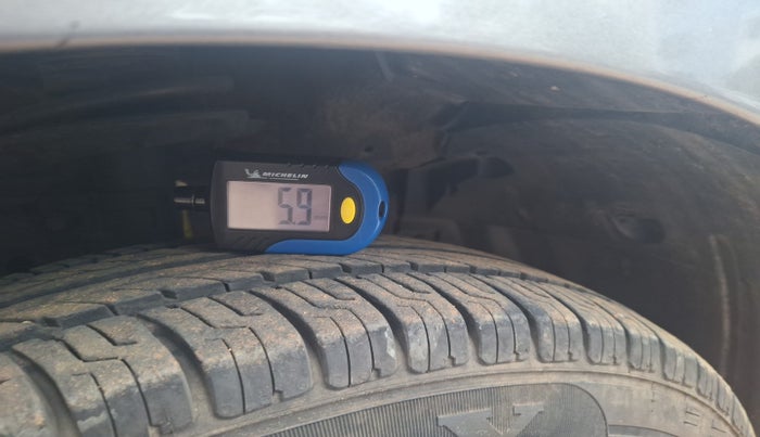 2014 Maruti Swift VDI, Diesel, Manual, 1,30,627 km, tyre