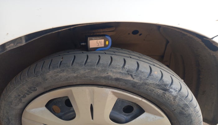 2016 Maruti Wagon R 1.0 VXI AMT, Petrol, Automatic, 42,000 km, tyre