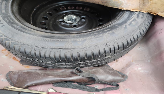 2011 Honda City 1.5L I-VTEC V MT, Petrol, Manual, 1,58,000 km, tyre