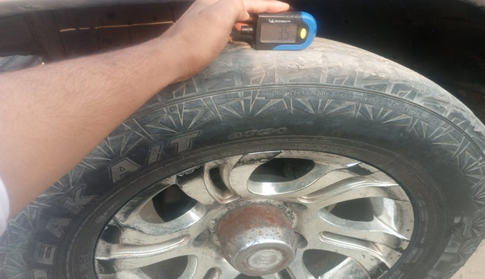 2011 Mahindra Thar CRDE 4X4 AC, Diesel, Manual, 1,00,868 km, tyre