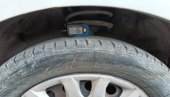 2011 Hyundai i20 MAGNA 1.2, Petrol, Manual, 1,08,161 km, tyre