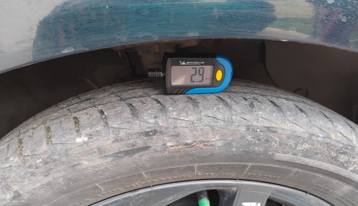 2022 Hyundai GRAND I10 NIOS SPORTZ 1.2 KAPPA VTVT CNG, Petrol, Manual, 92,372 km, tyre