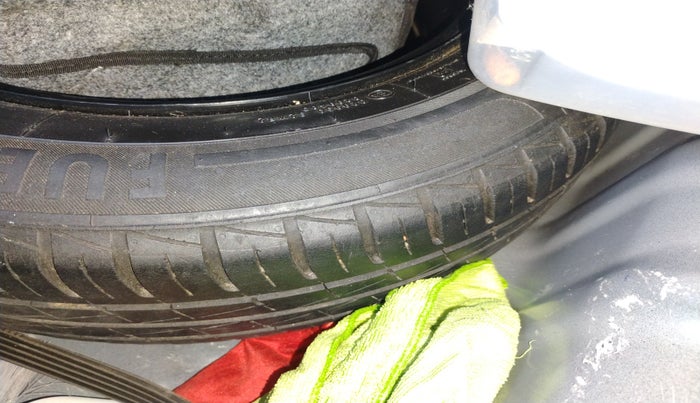 2022 Hyundai GRAND I10 NIOS SPORTZ 1.2 KAPPA VTVT CNG, Petrol, Manual, 92,372 km, tyre