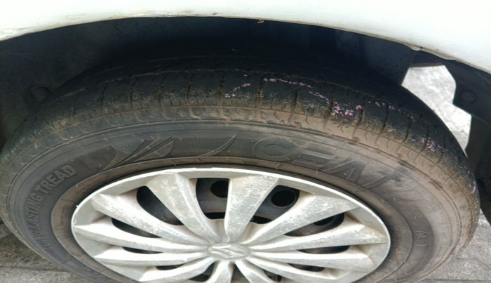 2013 Maruti Swift Dzire VDI, Diesel, Manual, 1,88,033 km, tyre