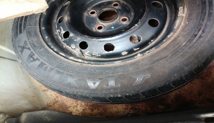 2013 Maruti Swift Dzire VDI, Diesel, Manual, 1,88,033 km, tyre