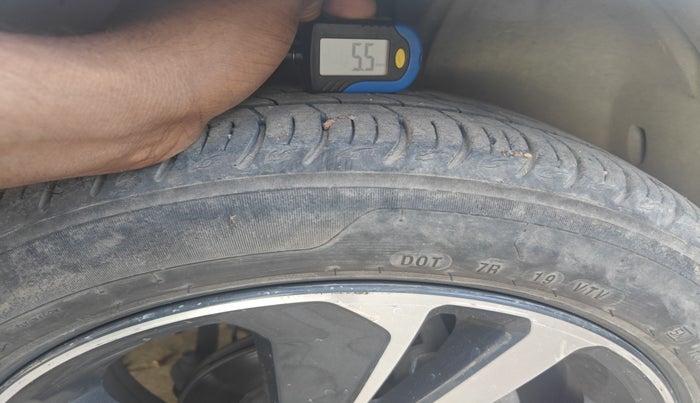 2022 Tata ALTROZ XZ PETROL, Petrol, Manual, 23,187 km, tyre