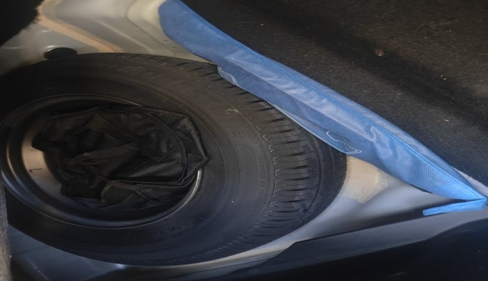 2022 Tata ALTROZ XZ PETROL, Petrol, Manual, 23,187 km, tyre