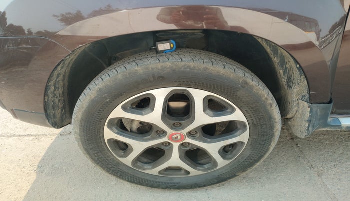 2021 Renault Duster RXZ 1.3 TURBO PETROL MT, Petrol, Manual, 1,01,537 km, tyre