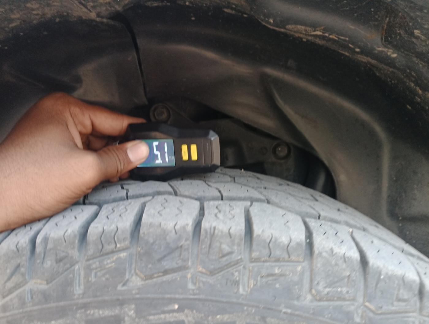 2021 Tata Harrier XZ PLUS 2.0L DARK EDITION, Diesel, Manual, 1,87,541 km, tyre
