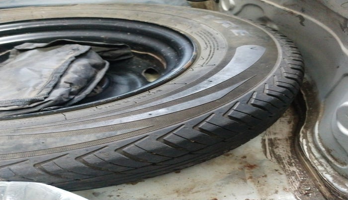 2017 Datsun Redi Go T (O), Petrol, Manual, 57,085 km, tyre