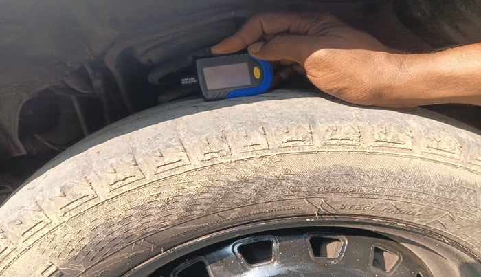 2018 Mahindra Xylo D4, Diesel, Manual, 1,21,205 km, tyre