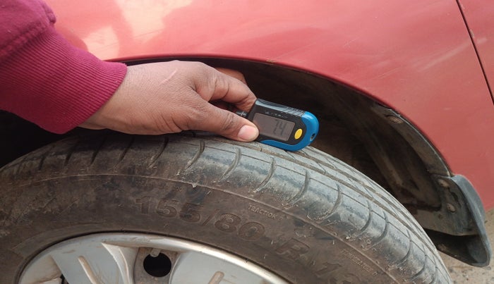 2010 Hyundai i10 MAGNA 1.2, Petrol, Manual, 2,06,637 km, tyre