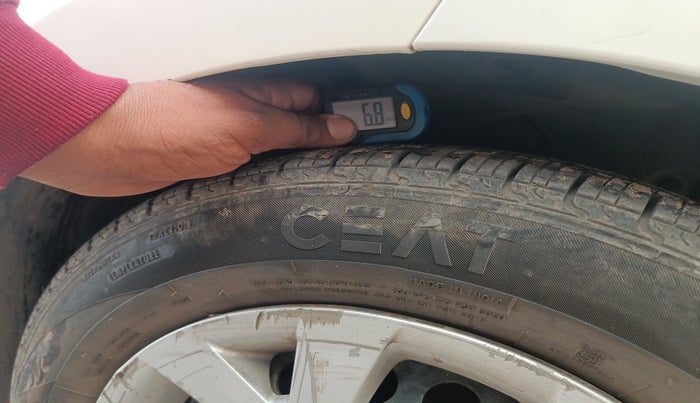 2016 Hyundai Grand i10 MAGNA 1.1 CRDI, Diesel, Manual, 99,015 km, tyre