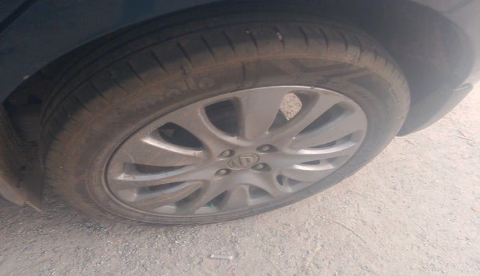 2016 Maruti Baleno ZETA CVT PETROL 1.2, Petrol, Automatic, 49,234 km, tyre