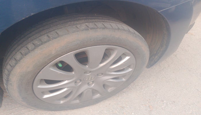 2016 Maruti Baleno ZETA CVT PETROL 1.2, Petrol, Automatic, 49,234 km, tyre