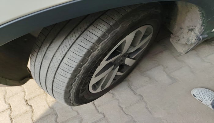 2021 Tata Safari XZ PLUS, Diesel, Manual, 1,57,241 km, tyre