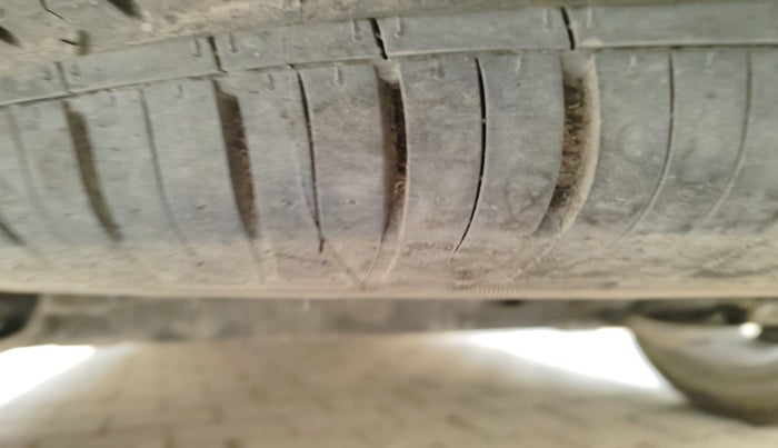 2021 Tata Safari XZ PLUS, Diesel, Manual, 1,57,241 km, tyre