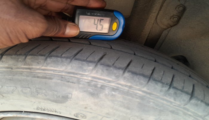 2016 Tata Tiago XT PETROL, Petrol, Manual, 1,09,390 km, tyre