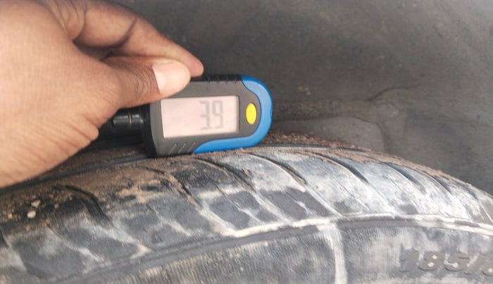 2016 Hyundai Elite i20 ERA 1.4 CRDI, Diesel, Manual, 98,844 km, tyre