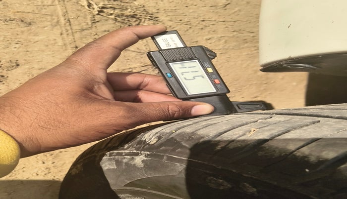 2024 Maruti Ertiga VXi (O), Petrol, Manual, 45,787 km, tyre