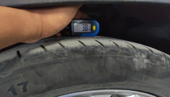 2022 Hyundai Creta SX 1.5 DIESEL, Diesel, Manual, 51,003 km, tyre