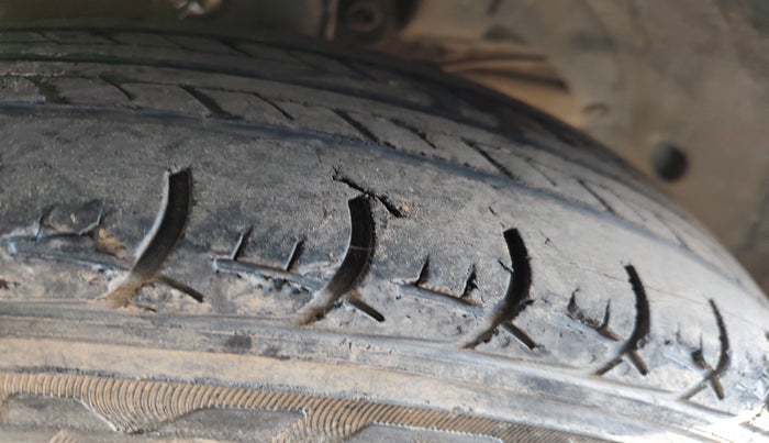 2016 Maruti Baleno DELTA PETROL 1.2, Petrol, Manual, 89,265 km, tyre