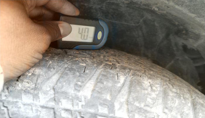 2013 Renault Duster 85 PS RXL DIESEL, Diesel, Manual, 82,770 km, tyre