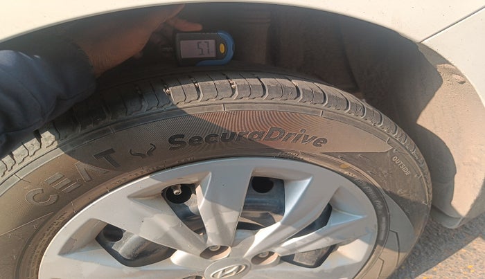 2019 Hyundai Verna 1.4 EX PETROL, Petrol, Manual, 66,642 km, tyre