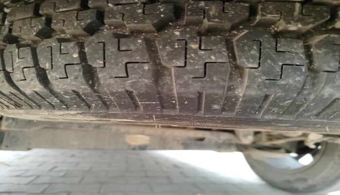 2021 Tata Safari XT, Diesel, Manual, 1,23,374 km, tyre