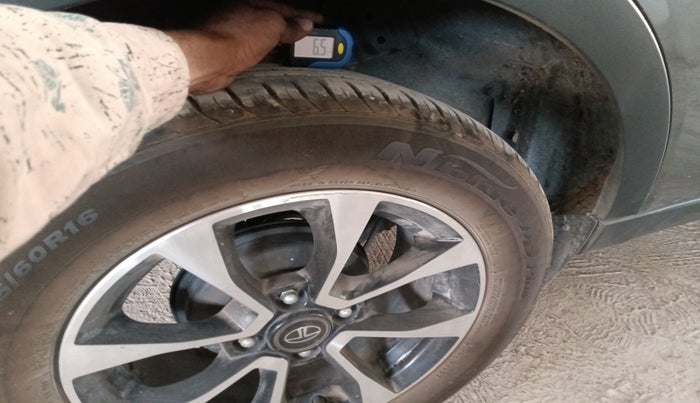 2021 Tata NEXON XZ PLUS PETROL, Petrol, Manual, 52,231 km, tyre