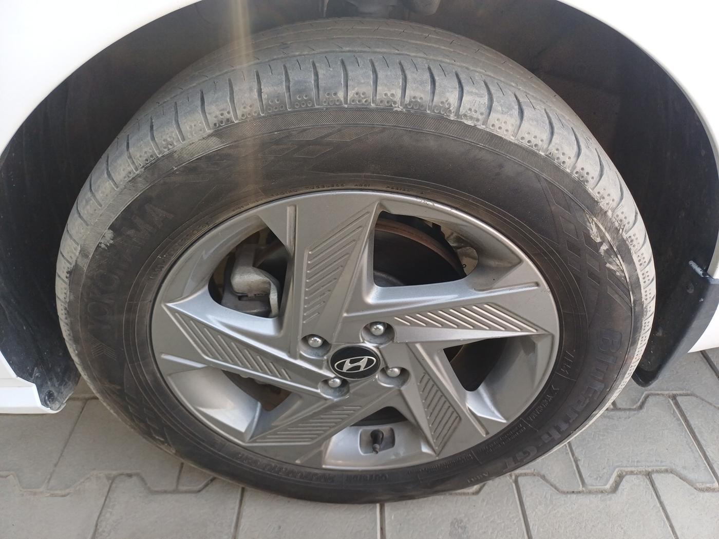 2021 Hyundai Verna SX 1.5 CRDI, Diesel, Manual, 79,960 km, tyre