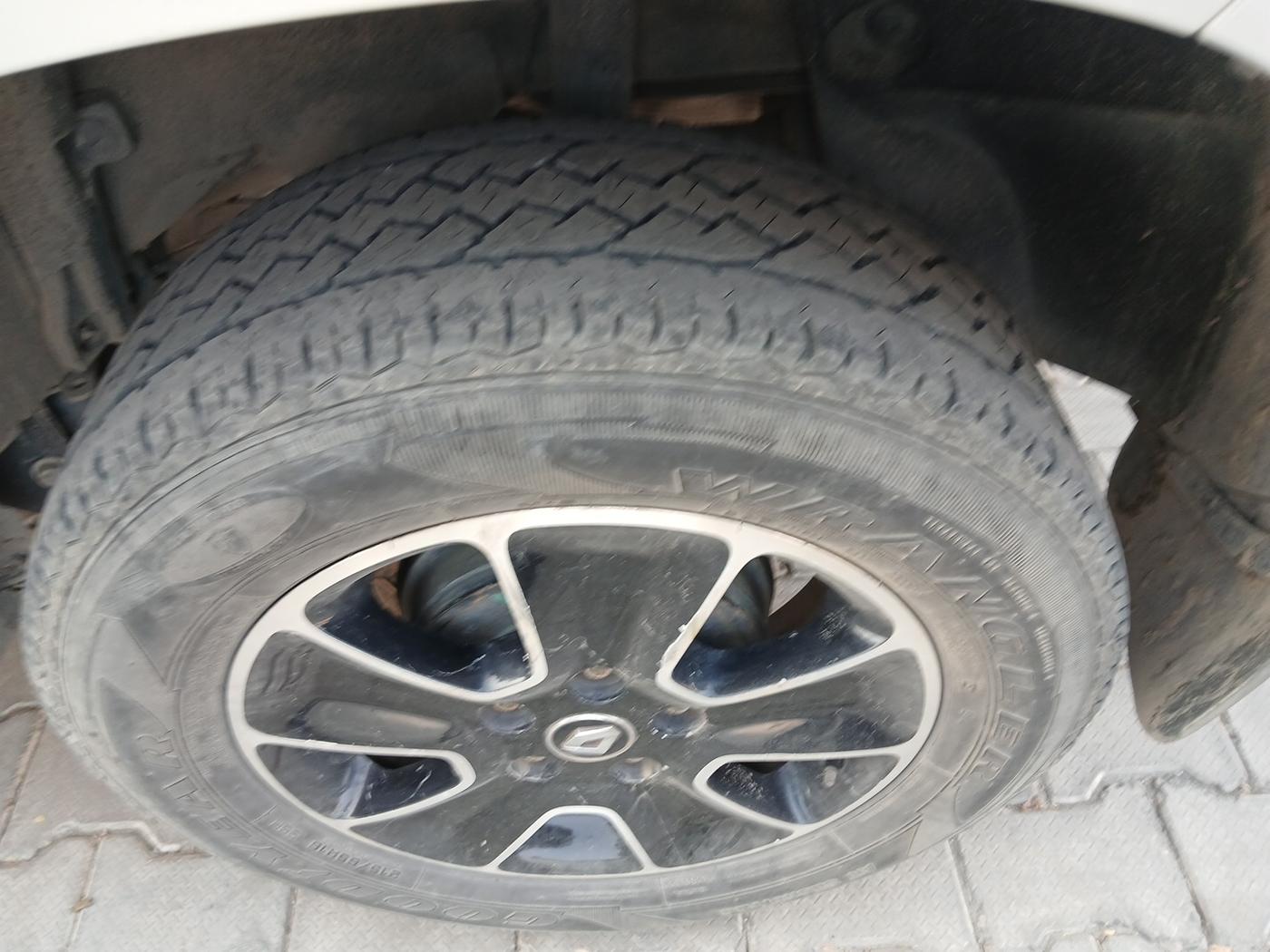 2017 Renault Duster 85 PS RXZ DIESEL, Diesel, Manual, 99,573 km, tyre