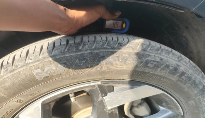 2021 Hyundai VENUE SX 1.0 TURBO, Petrol, Manual, 46,568 km, tyre