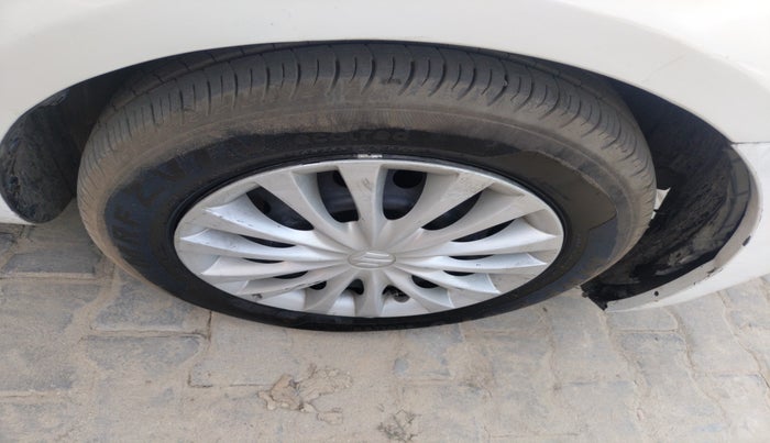 2017 Maruti Ciaz VDI (O) SHVS, Diesel, Manual, 1,00,293 km, tyre