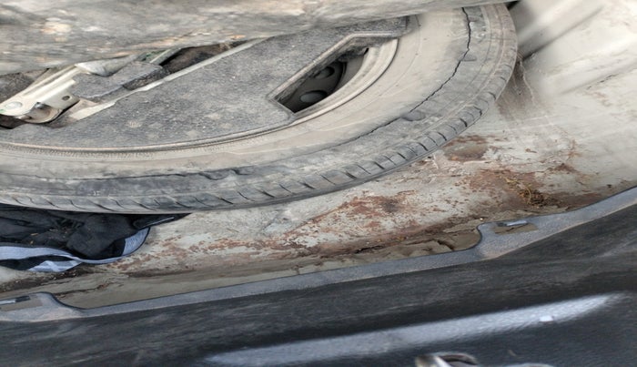 2017 Maruti Ciaz VDI (O) SHVS, Diesel, Manual, 1,00,293 km, tyre