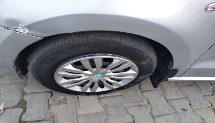 2011 Volkswagen Polo COMFORTLINE 1.2L PETROL, Petrol, Manual, 78,762 km, tyre