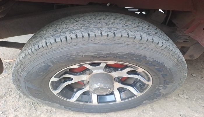 2015 Mahindra Thar CRDE 4X4 AC, Diesel, Manual, 26,739 km, tyre