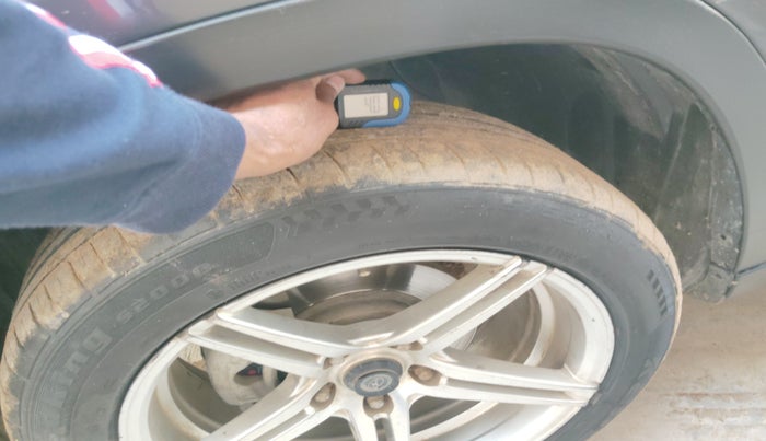 2017 Maruti Vitara Brezza ZDI PLUS, Diesel, Manual, 84,801 km, tyre