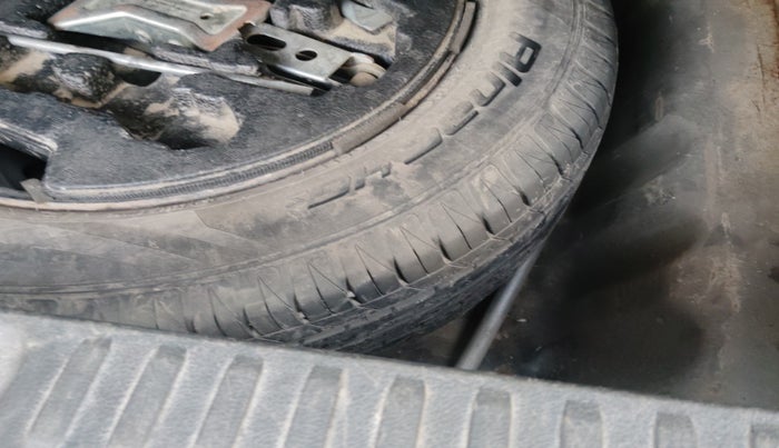 2017 Maruti Vitara Brezza ZDI PLUS, Diesel, Manual, 84,801 km, tyre