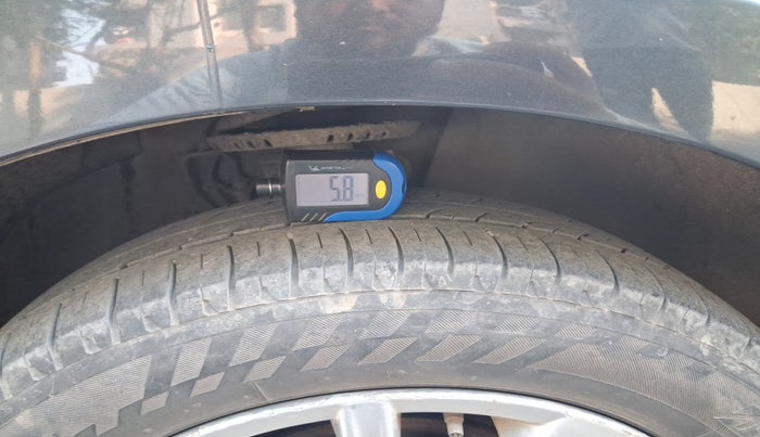 2016 Volkswagen Vento HIGHLINE 1.5 AT, Diesel, Automatic, 94,930 km, tyre