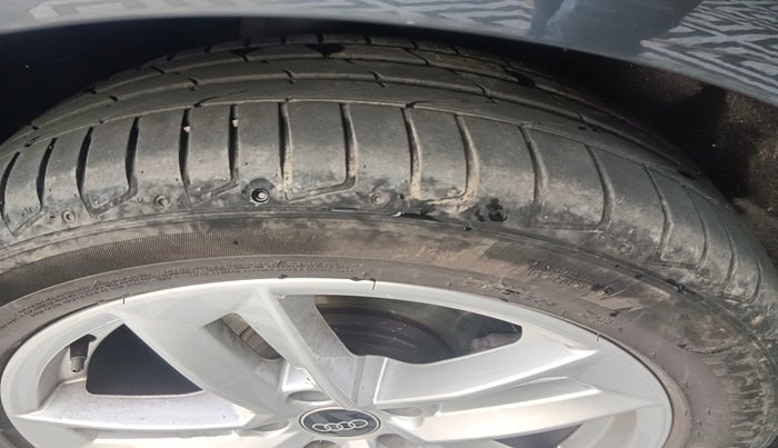 2024 Audi A4 40 TFSI Technology, Petrol, Automatic, 18,050 km, tyre