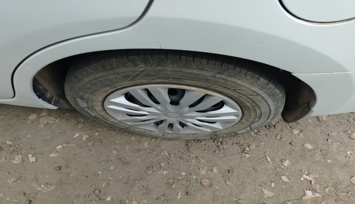 2017 Maruti Dzire VDI AMT, Diesel, Automatic, 75,866 km, tyre