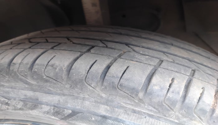 2023 Tata NEXON PURE 1.2 PETROL, Petrol, Manual, 13,112 km, tyre